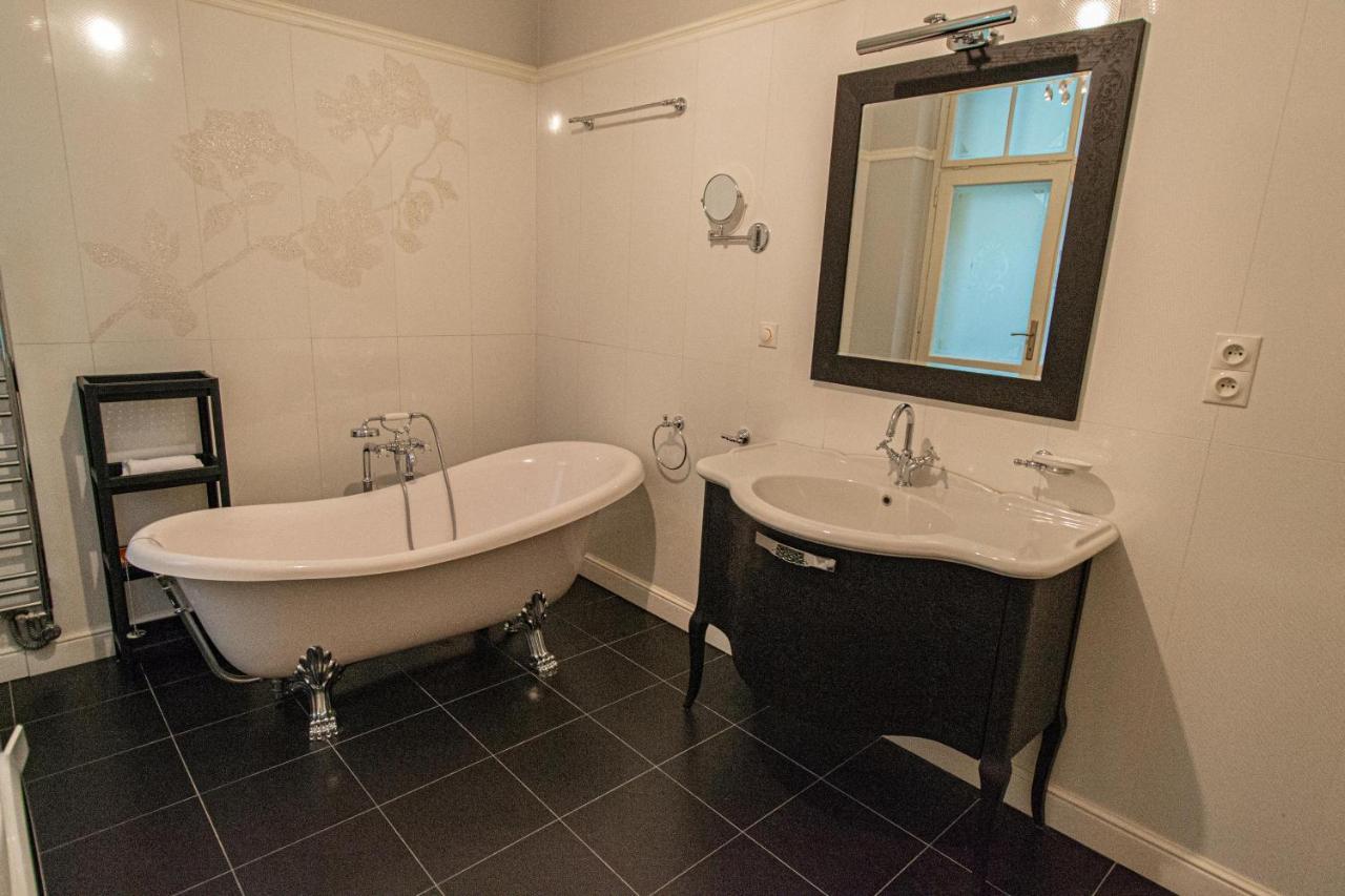 Luxury Central 150M2 Apartment On Wencelas Square With Private Garage Prague Luaran gambar