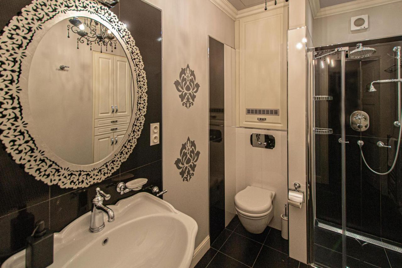 Luxury Central 150M2 Apartment On Wencelas Square With Private Garage Prague Luaran gambar