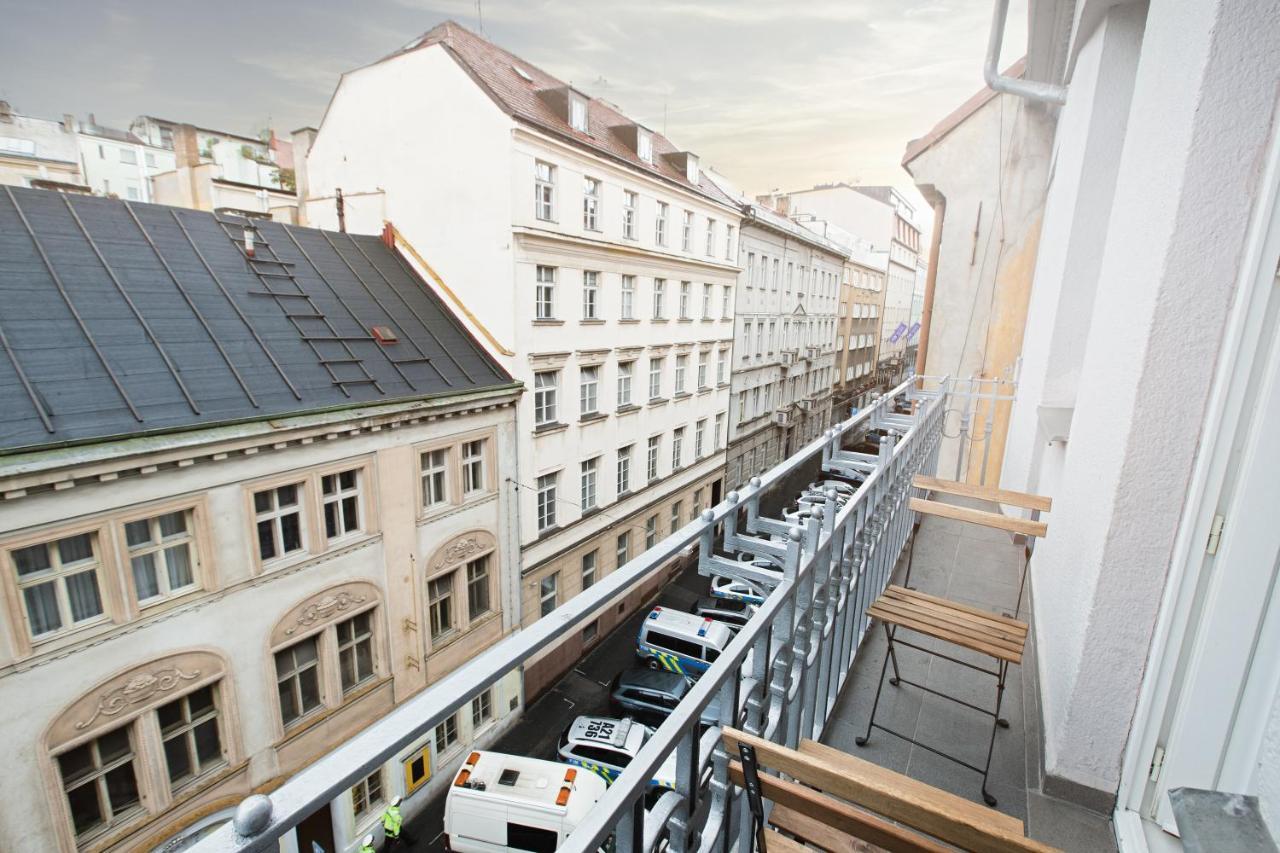 Luxury Central 150M2 Apartment On Wencelas Square With Private Garage Prague Luaran gambar