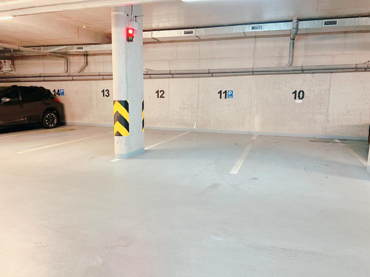 Luxury Central 150M2 Apartment On Wencelas Square With Private Garage Prague Luaran gambar